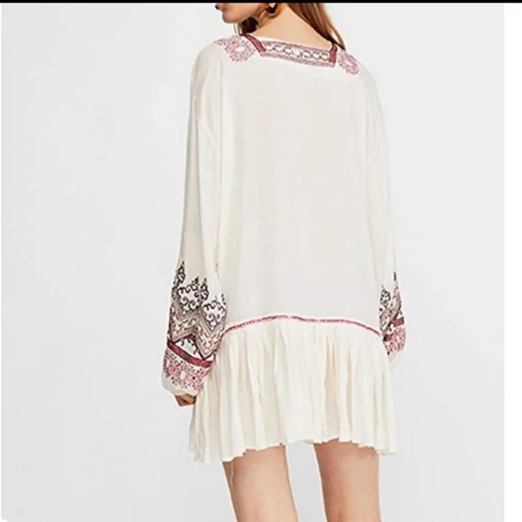 Free People Wild One Embroidered Balloon Sleeves Oversized Mini Dress Size M - Picture 2 of 10